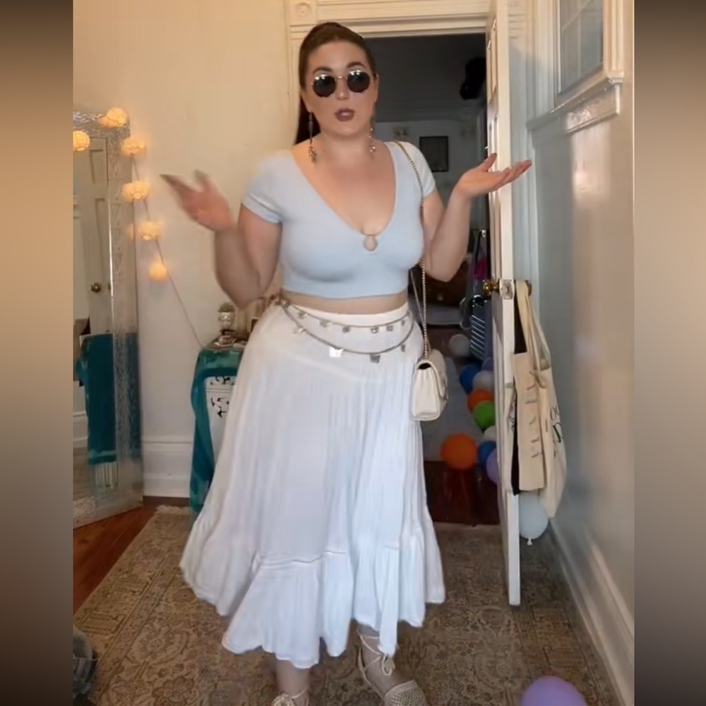 Angelic Flowy White Maxi Skirt ⊹₊｡ꕤ˚₊⊹